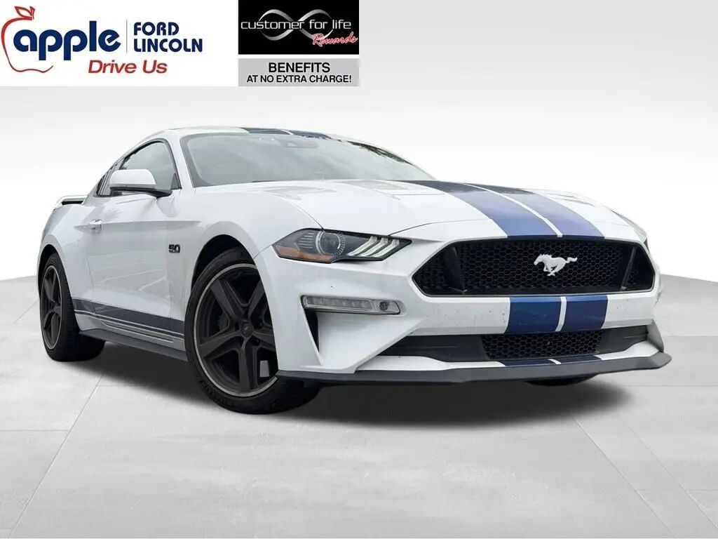 2022 Ford Mustang GT Premium — photo 1 of 13
