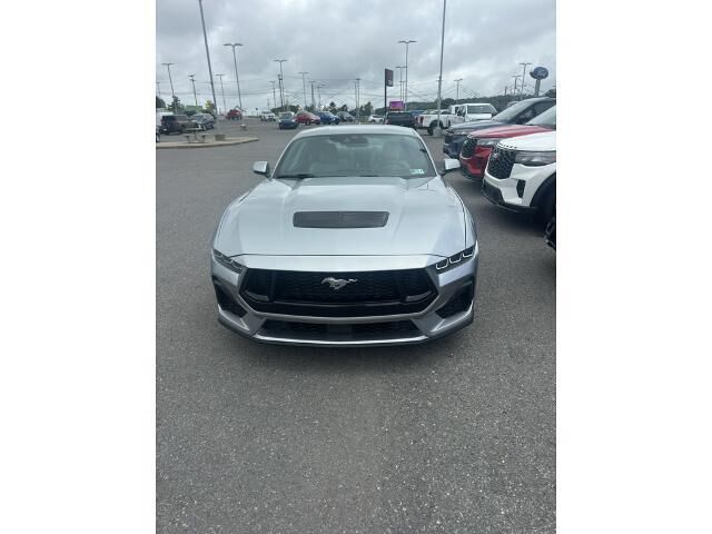 2024 Ford Mustang GT — photo 1 of 13