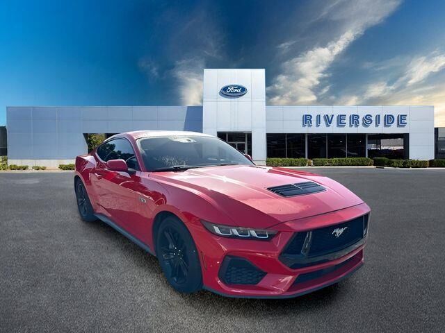 2024 Ford Mustang GT — photo 1 of 40