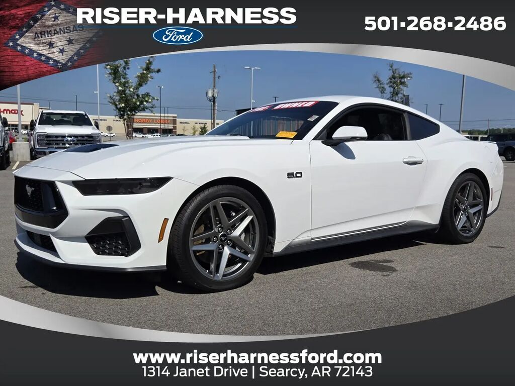 2025 Ford Mustang GT — photo 1 of 13