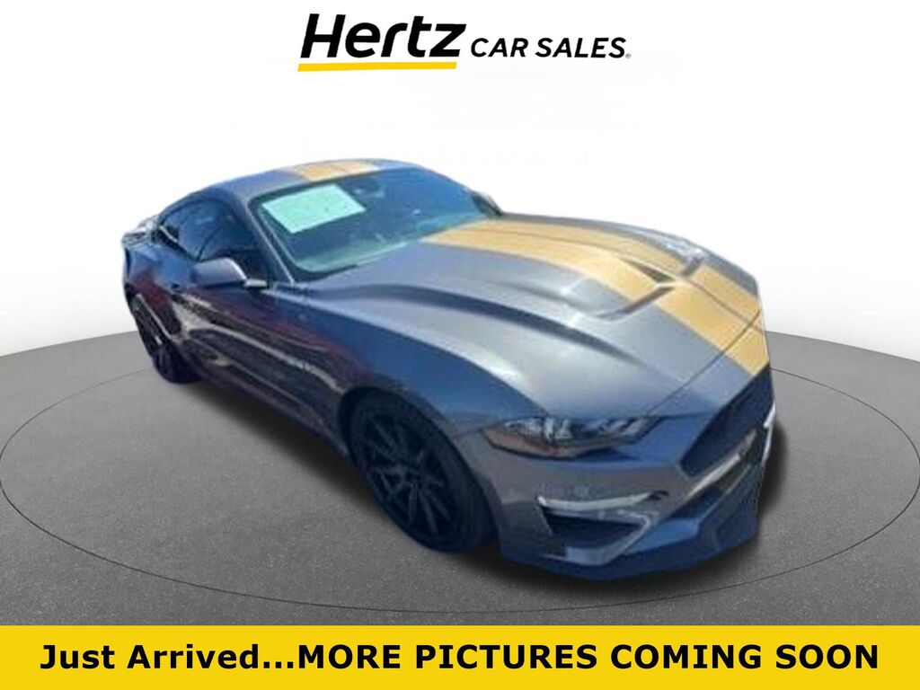 2022 Ford Mustang PREM — photo 1 of 4