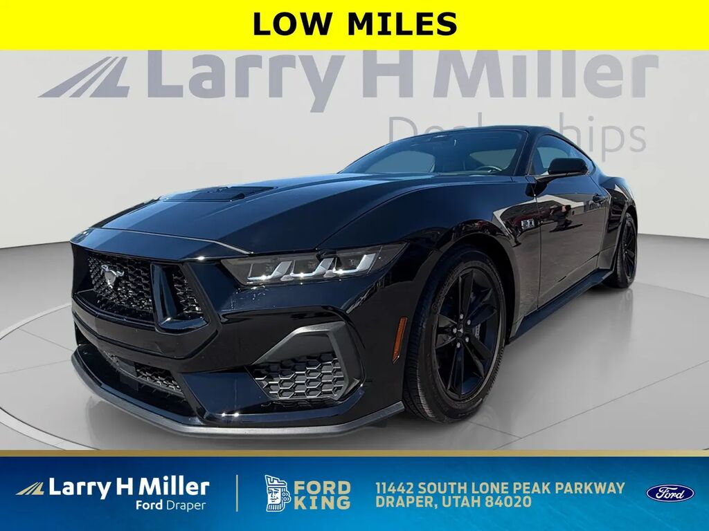 2024 Ford Mustang GT — photo 1 of 13