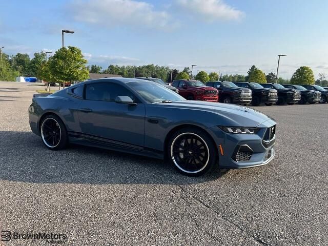2024 Ford Mustang GT — photo 1 of 13