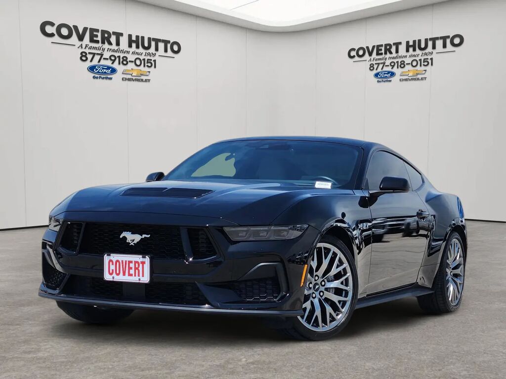 2025 Ford Mustang GT Premium — photo 1 of 13