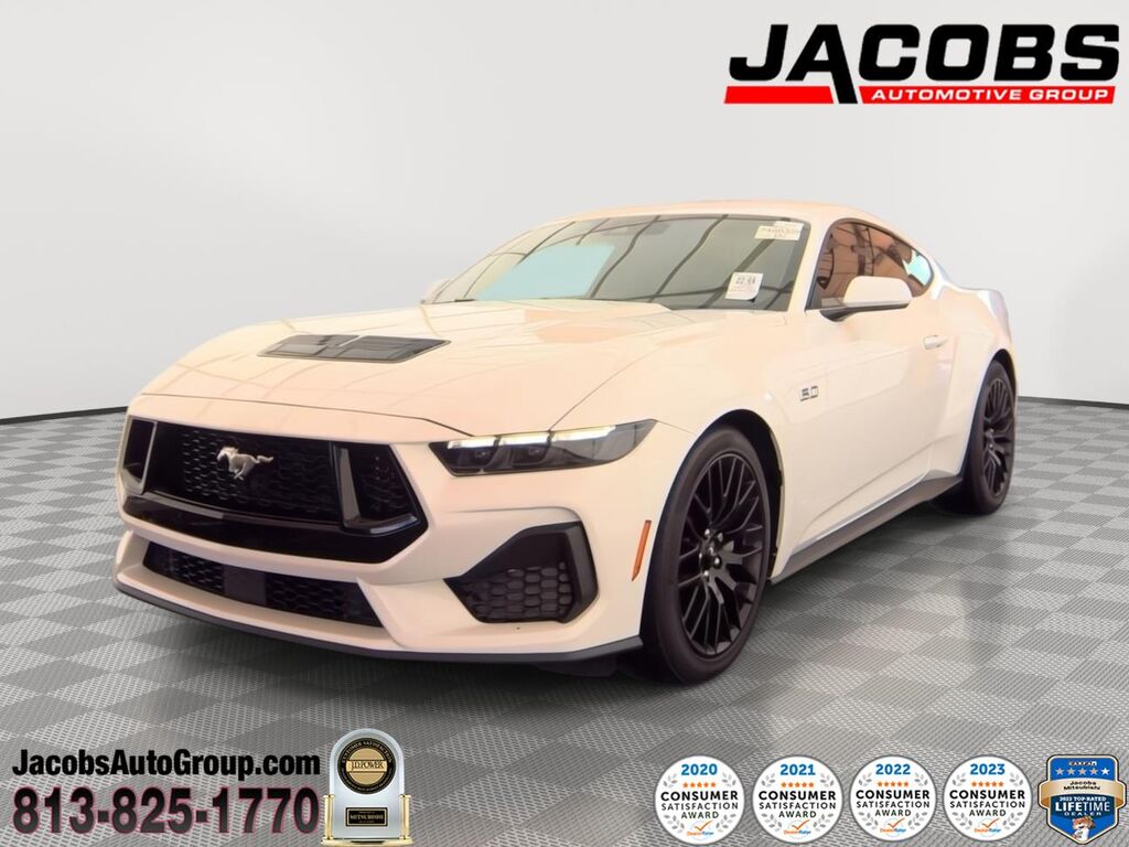 2026 Ford Mustang GT — photo 1 of 10