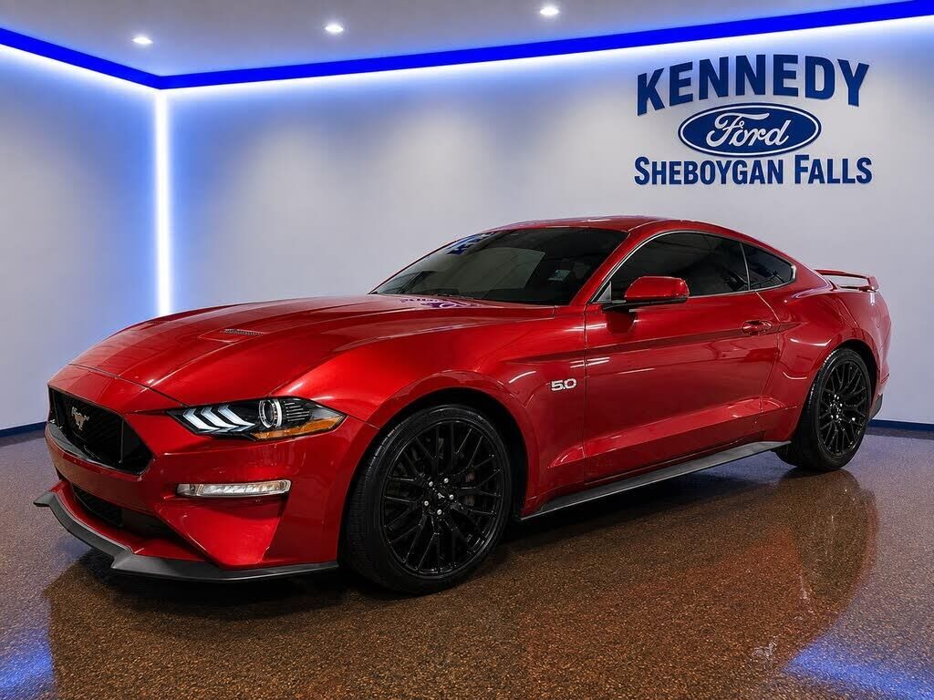 2021 Ford Mustang GT — photo 1 of 2