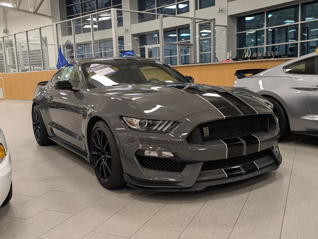 2018 Ford Mustang Shelby GT350 — photo 1 of 13