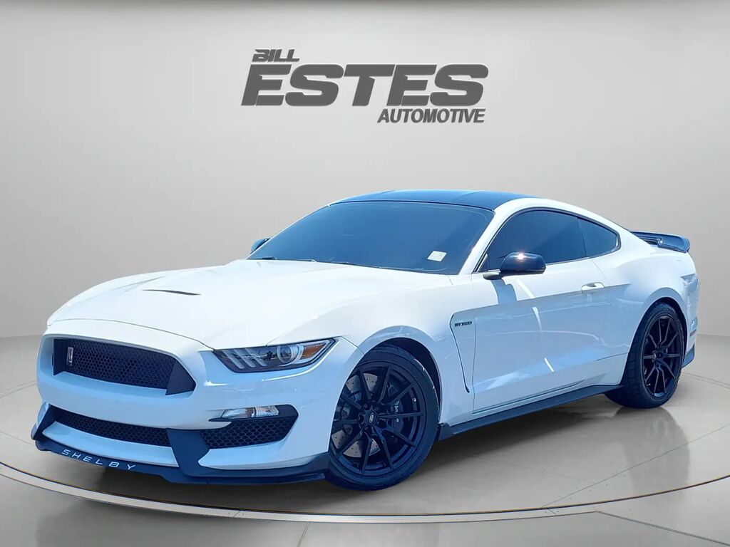 2017 Ford Mustang Shelby GT350 — photo 1 of 26
