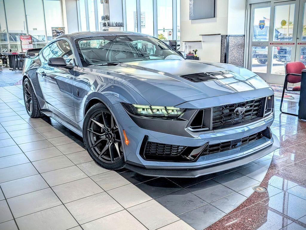 2024 Ford Mustang Dark Horse — photo 1 of 26
