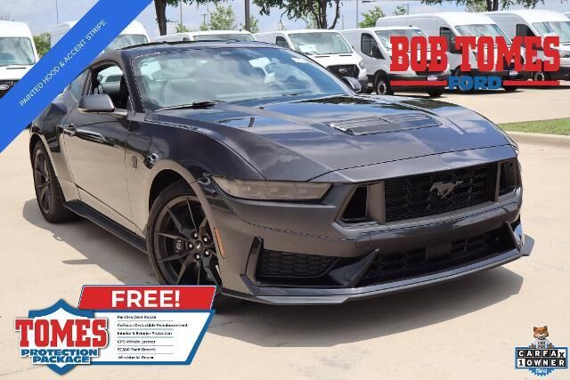 2024 Ford Mustang Dark Horse