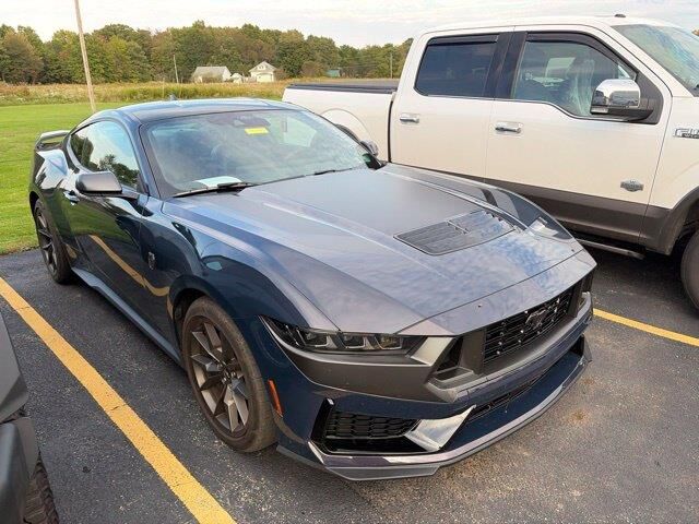 2024 Ford Mustang Dark Horse