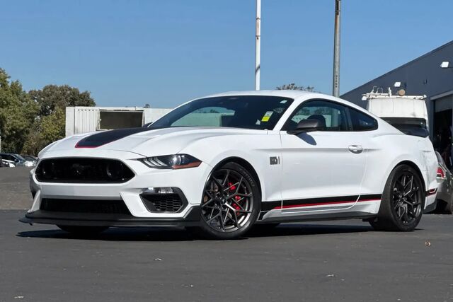 2022 Ford Mustang Mach 1