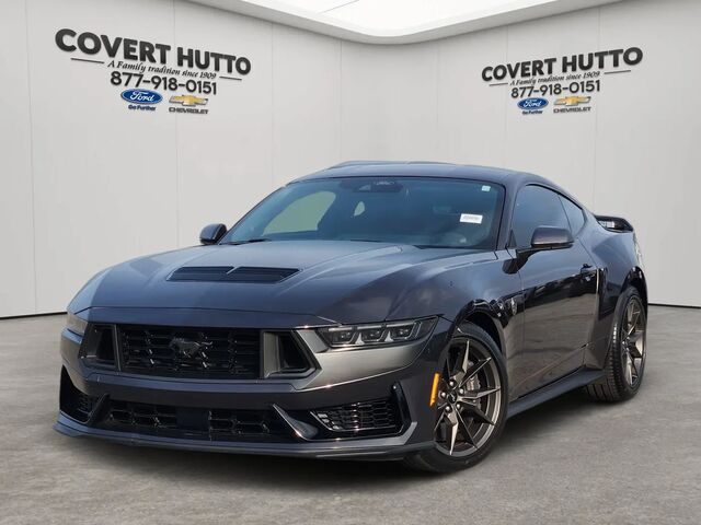 2024 Ford Mustang Dark Horse