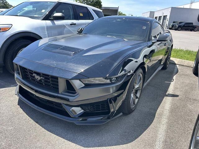 2025 Ford Mustang Dark Horse — photo 1 of 1