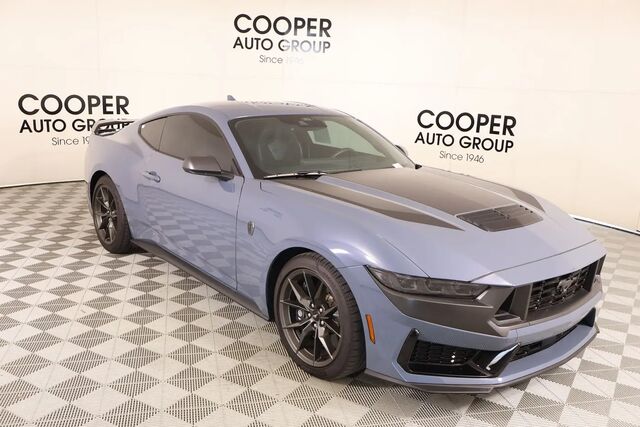2024 Ford Mustang Dark Horse