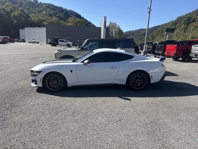 2024 Ford Mustang Dark Horse