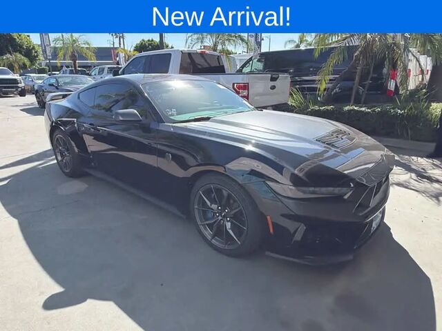 2024 Ford Mustang Dark Horse
