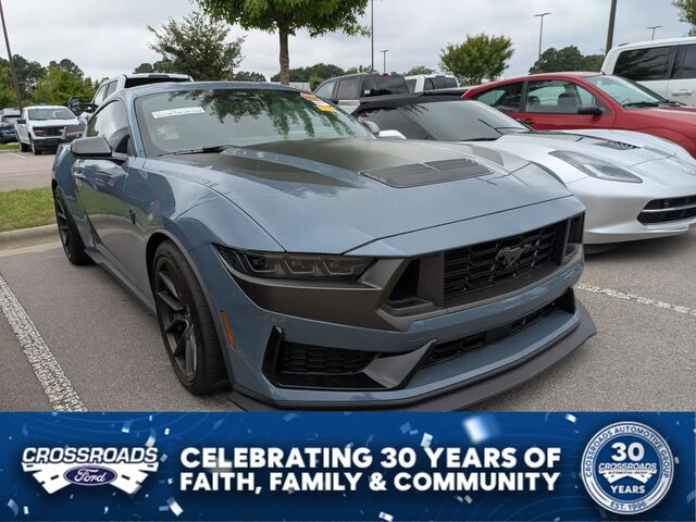 2024 Ford Mustang Dark Horse