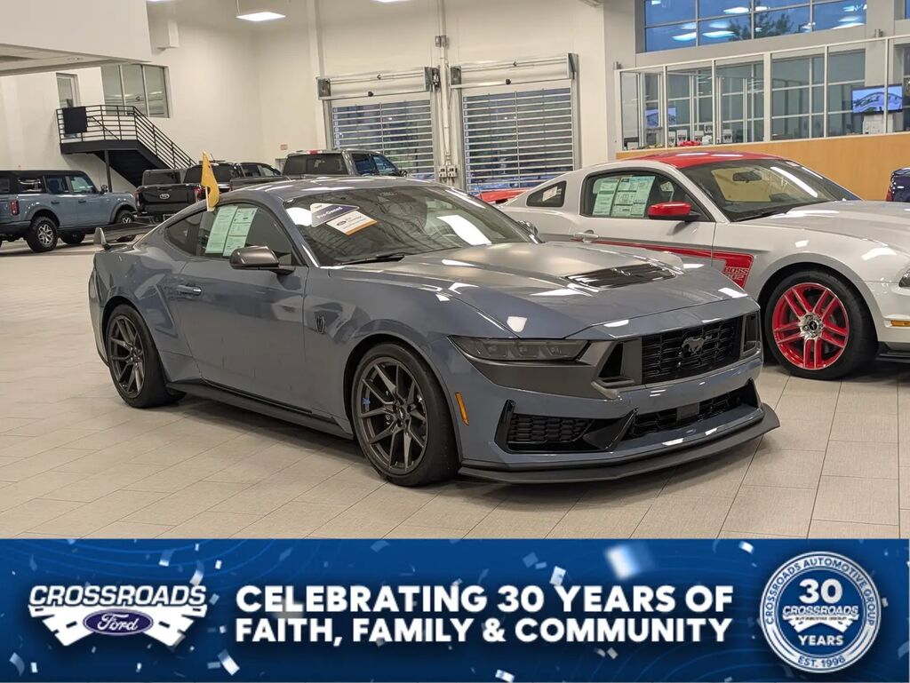 2024 Ford Mustang Dark Horse — photo 1 of 32
