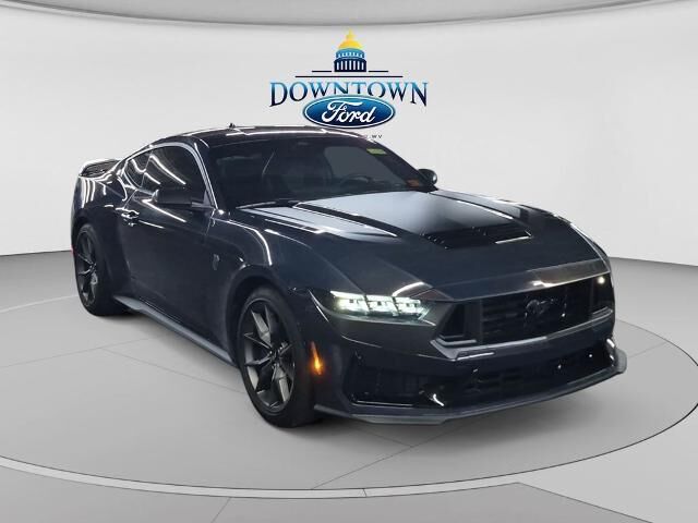 2025 Ford Mustang Dark Horse — photo 1 of 39