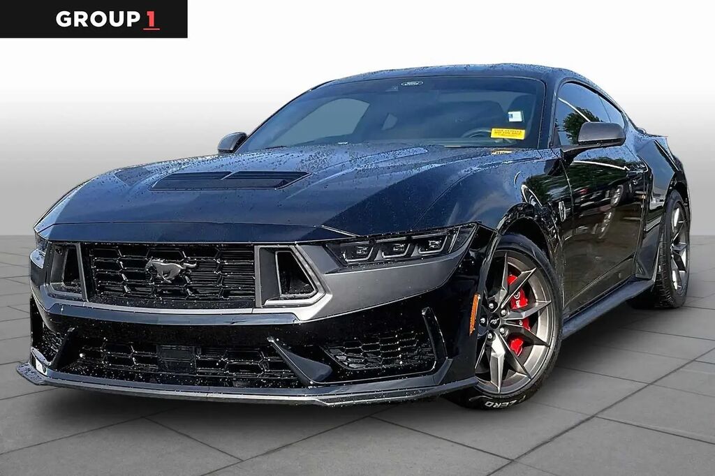 2025 Ford Mustang Dark Horse — photo 1 of 12