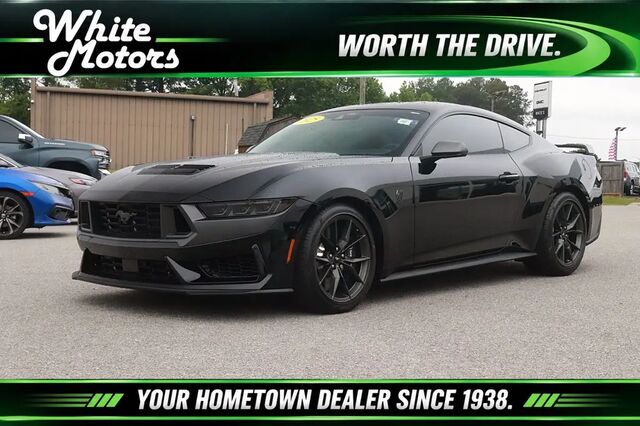 2025 Ford Mustang Dark Horse