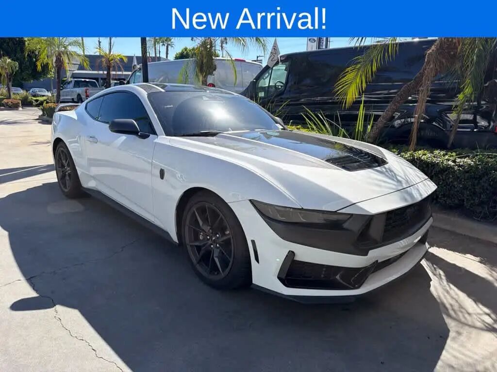 2024 Ford Mustang Dark Horse — photo 1 of 12