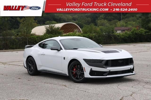 2026 Ford Mustang Dark Horse