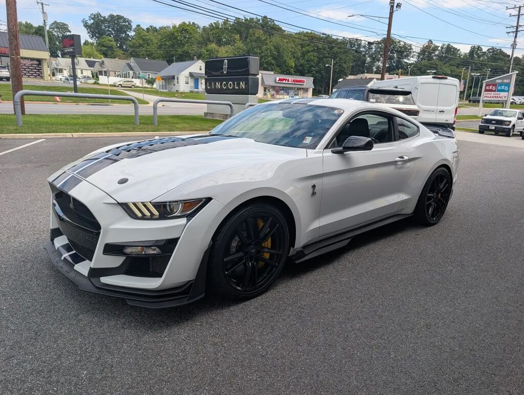 2022 Ford Mustang Shelby GT500 — photo 1 of 23