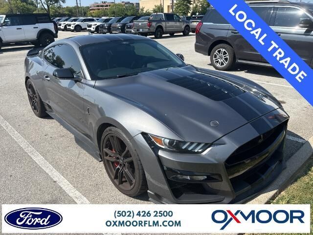 2021 Ford Mustang Shelby GT500 — photo 1 of 8