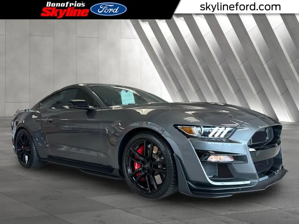 2021 Ford Mustang Shelby GT500 — photo 1 of 19