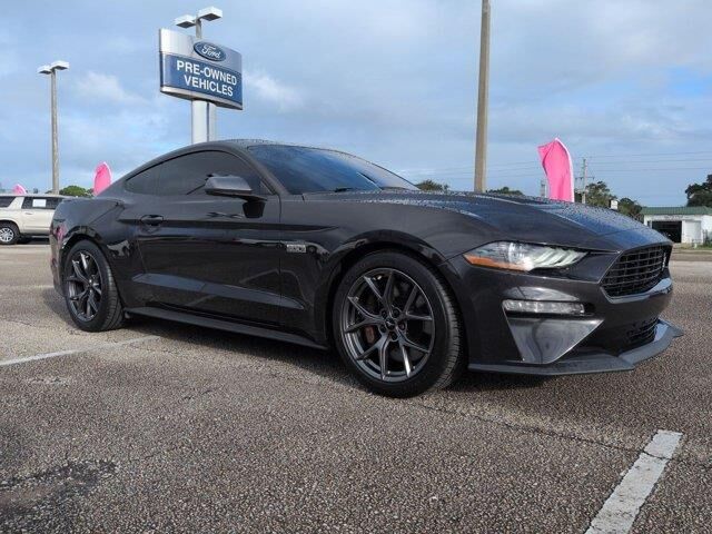 2022 Ford Mustang EcoBoost