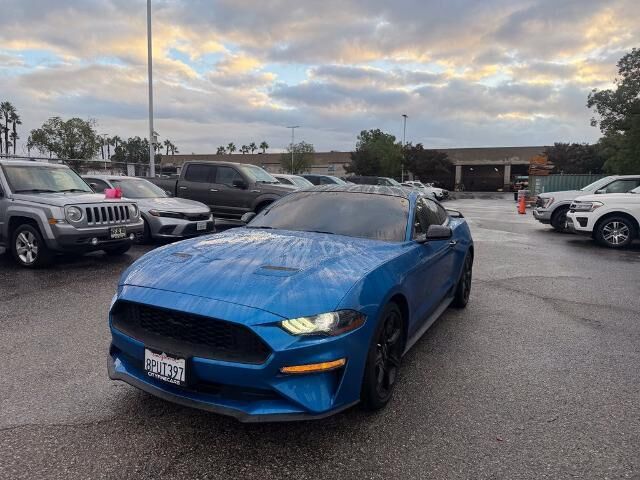 2020 Ford Mustang EcoBoost