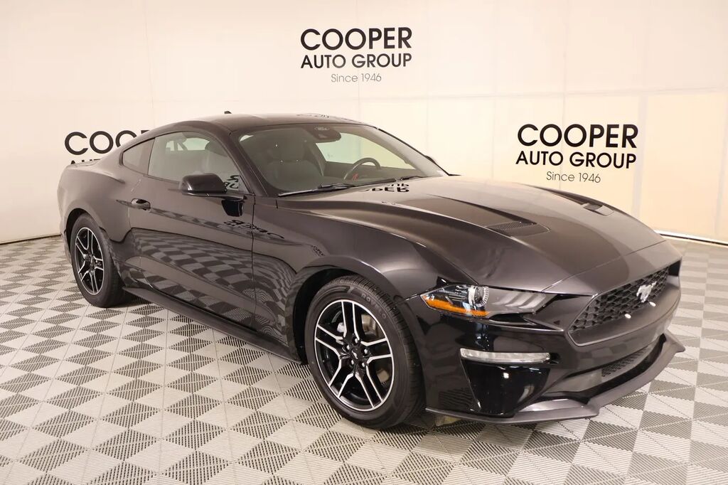 2021 Ford Mustang EcoBoost — photo 1 of 26