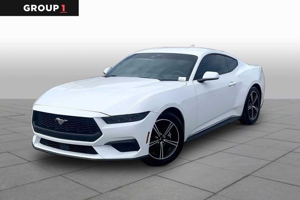 2025 Ford Mustang EcoBoost — photo 1 of 13