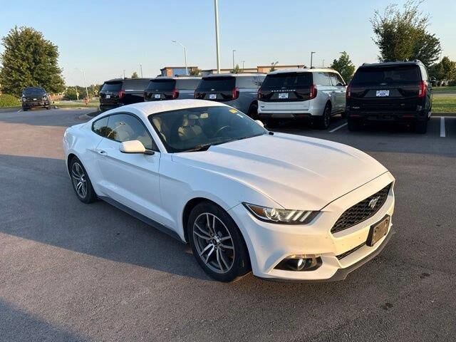 2016 Ford Mustang EcoBoost — photo 1 of 13