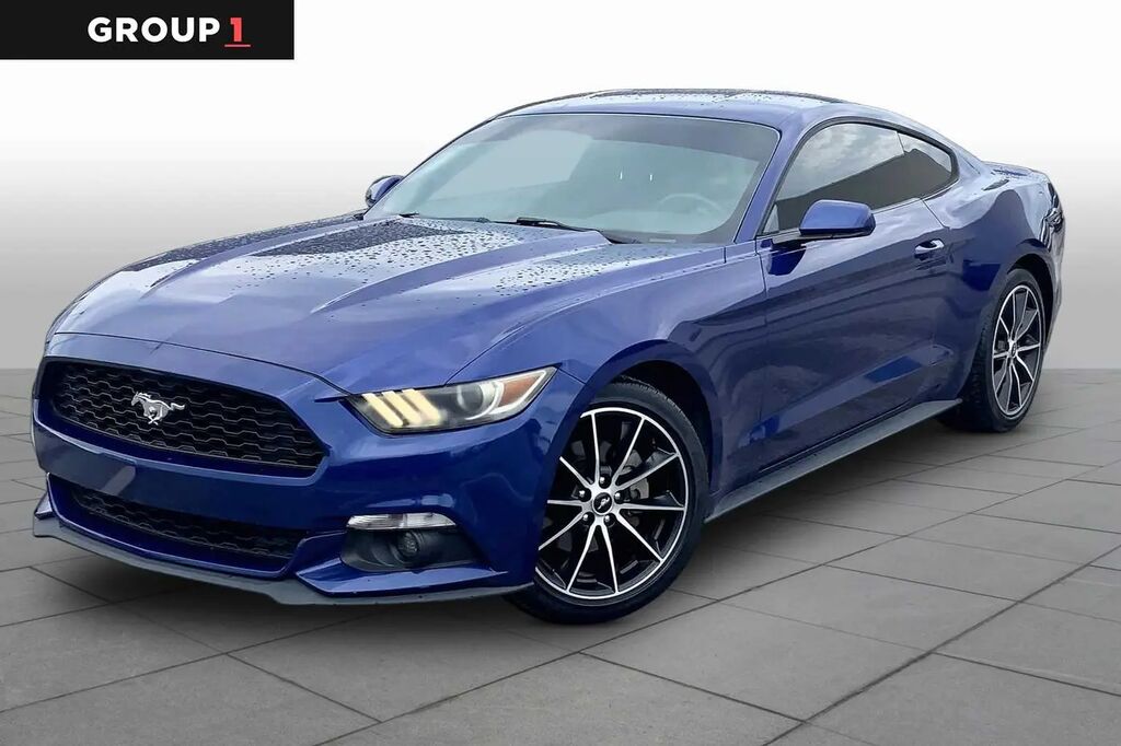 2016 Ford Mustang EcoBoost — photo 1 of 13