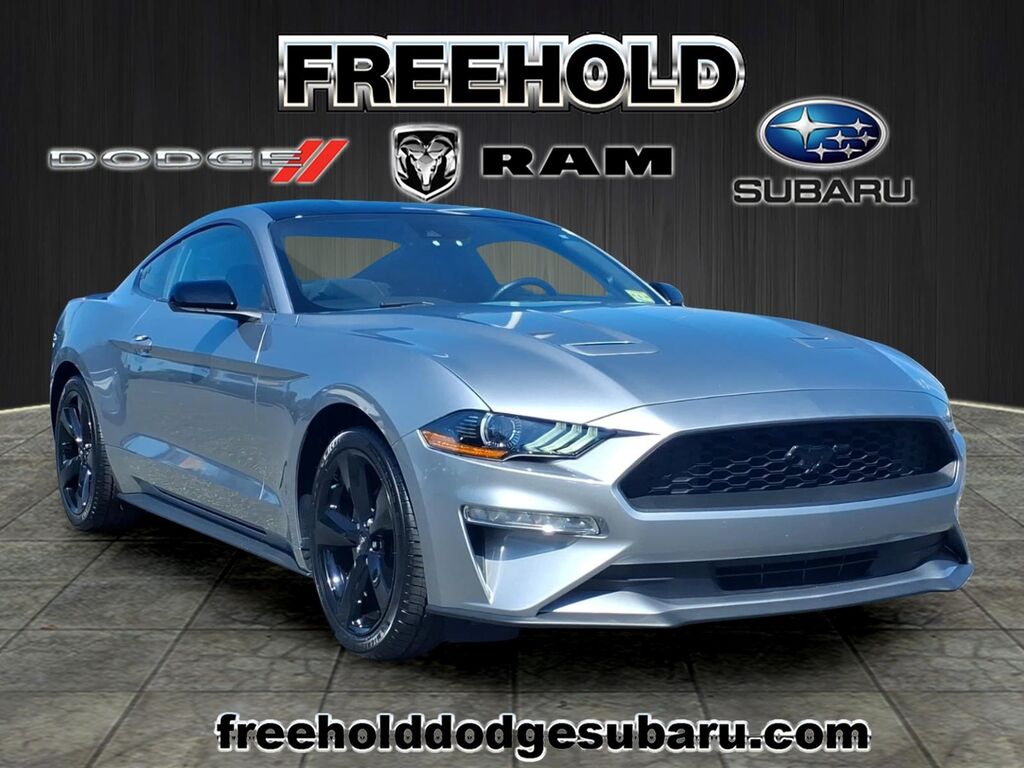 2021 Ford Mustang EcoBoost — photo 1 of 13