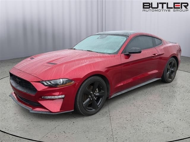 2022 Ford Mustang EcoBoost — photo 1 of 13