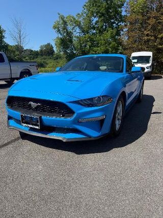 2022 Ford Mustang EcoBoost