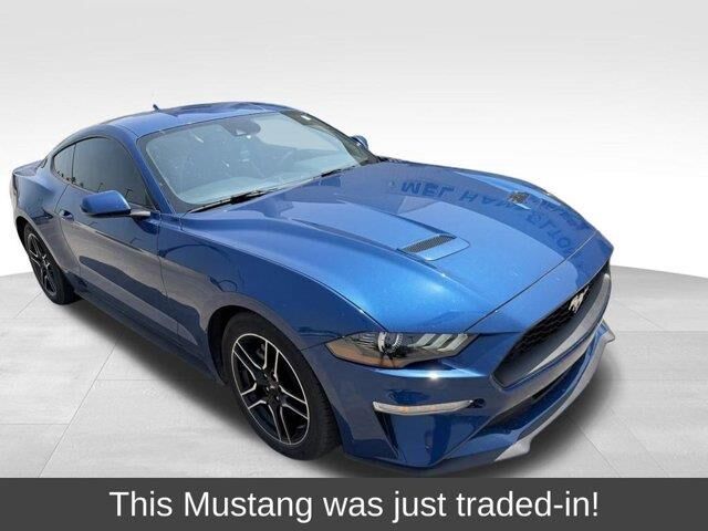 2022 Ford Mustang EcoBoost