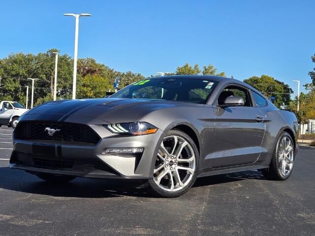 2022 Ford Mustang EcoBoost Premium