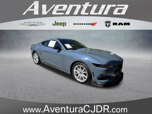 2025 Ford Mustang EcoBoost