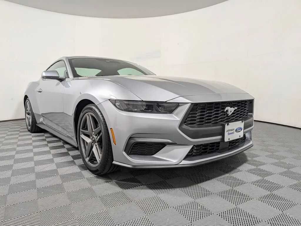 2026 Ford Mustang EcoBoost — photo 1 of 13