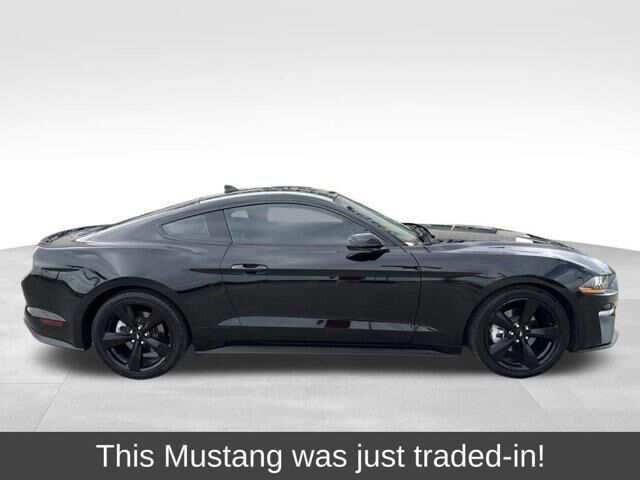 2021 Ford Mustang EcoBoost — photo 1 of 2