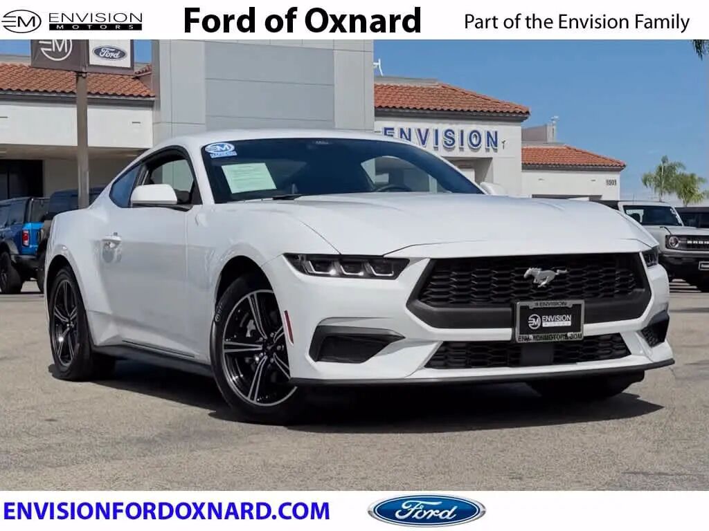 2025 Ford Mustang EcoBoost — photo 1 of 13
