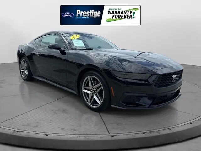 2025 Ford Mustang EcoBoost — photo 1 of 37