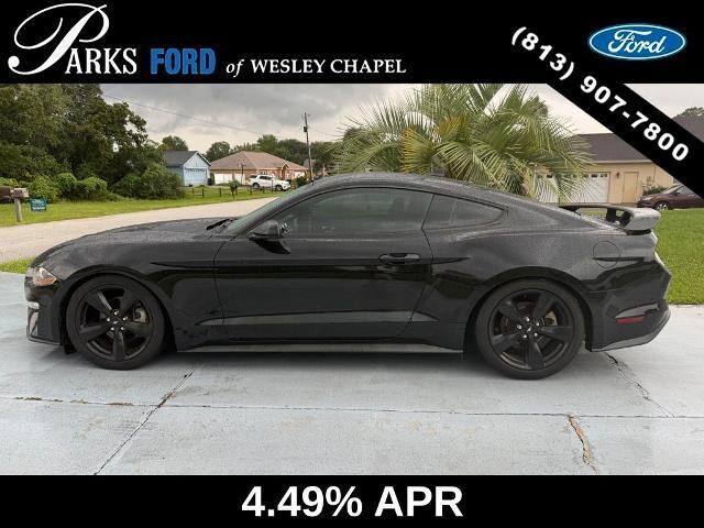 2021 Ford Mustang EcoBoost Premium — photo 1 of 10