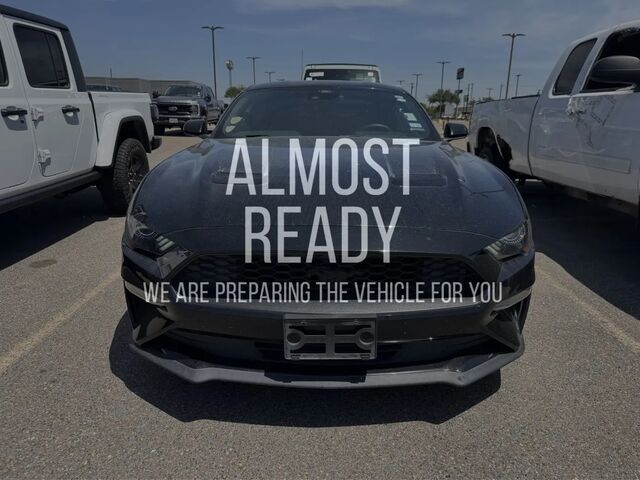 2022 Ford Mustang EcoBoost
