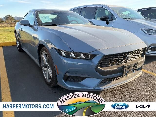 2024 Ford Mustang EcoBoost